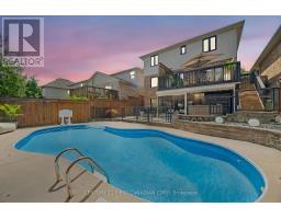 688 CLEARWATER CRESCENT - 5
