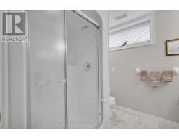 7 - 115 GLENWOOD DRIVE - 39