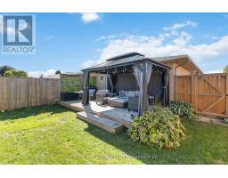 17 CARRIE CRESCENT - 18