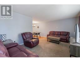 17 CARRIE CRESCENT - 21