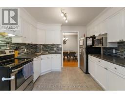 17 CARRIE CRESCENT - 28