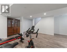 17 CARRIE CRESCENT - 3