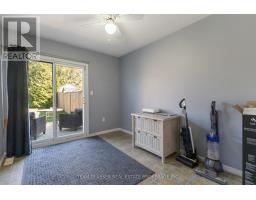 17 CARRIE CRESCENT - 37