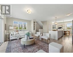 29 - 1040 CORONATION DRIVE - 8