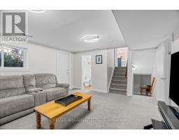 34 STANHOPE CRESCENT - 18
