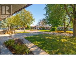 34 STANHOPE CRESCENT - 23