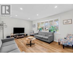 34 STANHOPE CRESCENT - 3