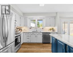 34 STANHOPE CRESCENT - 8