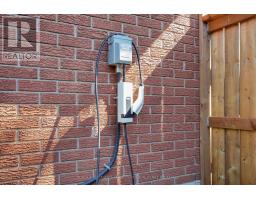 200 GLADMAN AVENUE - 23