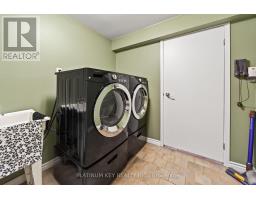 27 - 295 WILKINS STREET - 26