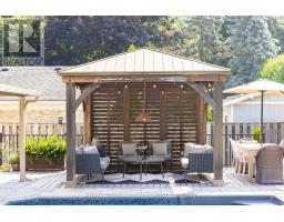 144 SPRINGFIELD CRESCENT - 35