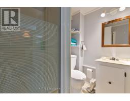 172 WILSON AVENUE - 37