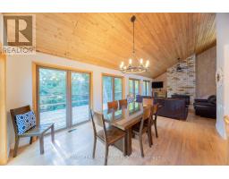 10395 PINETREE DRIVE - 20