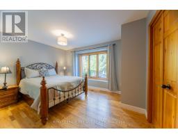 10395 PINETREE DRIVE - 30