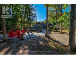 10395 PINETREE DRIVE - 6