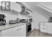 10 - 105 ANDOVER DRIVE - 9