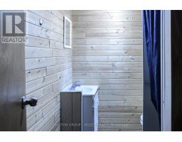 110 LAURENTIAN DRIVE N - 14