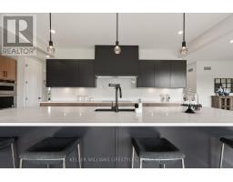 LOT 6 VALLEYSTREAM WALK - 13