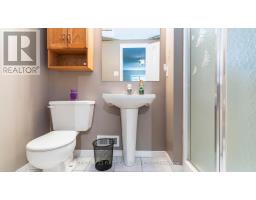 39 YARMOUTH DRIVE - 36