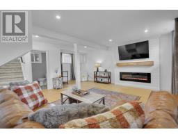 30 LEGER AVENUE - 23