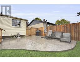 30 LEGER AVENUE - 31