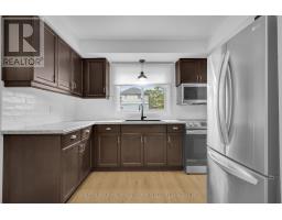 30 LEGER AVENUE - 8