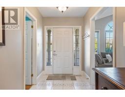 12 HUNTINGTON TERRACE - 4