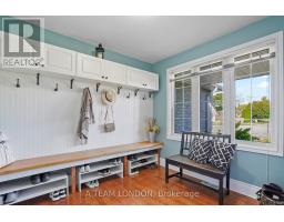 12 HUNTINGTON TERRACE - 5