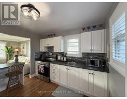 326 COTTERBURY STREET - 2
