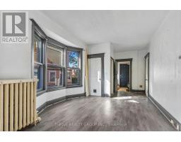 11 FOREST AVENUE - 5