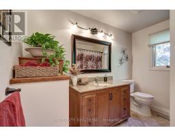 71 GLENBURNIE CRESCENT - 35