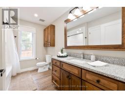 38 ST. ANDREW STREET - 28
