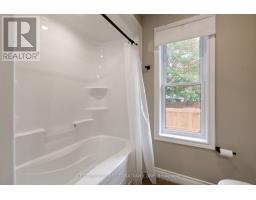 38 ST. ANDREW STREET - 29