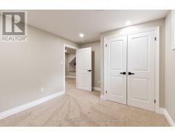 38 ST. ANDREW STREET - 34