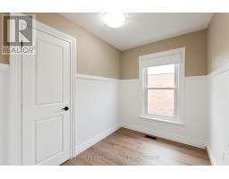 38 ST. ANDREW STREET - 9