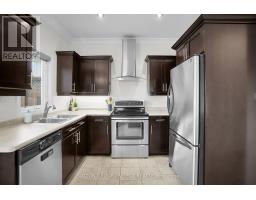 43 - 777 APRICOT DRIVE - 12