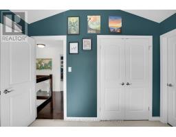 43 - 777 APRICOT DRIVE - 26