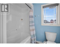 43 - 777 APRICOT DRIVE - 30
