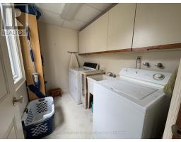 28 SINCLAIR CRESCENT - 15