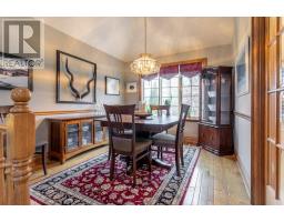 28 SINCLAIR CRESCENT - 7