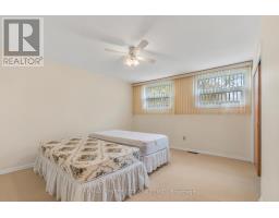 3 GLIDDON AVENUE - 16