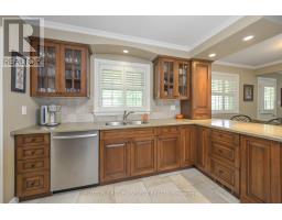 272 COMMISSIONERS ROAD E - 10