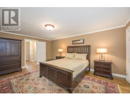 272 COMMISSIONERS ROAD E - 20