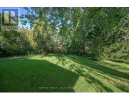 272 COMMISSIONERS ROAD E - 35