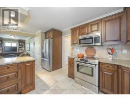 272 COMMISSIONERS ROAD E - 9