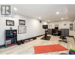 15 MONTE VISTA CRESCENT - 37