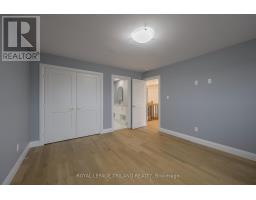 4038 AYRSHIRE AVENUE - 23