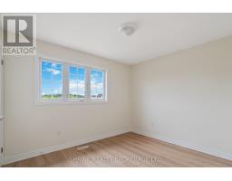 899 BRADSHAW CRESCENT - 27