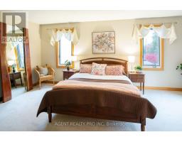 922 COUNTRY CLUB CRESCENT - 14