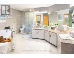 922 COUNTRY CLUB CRESCENT - 16